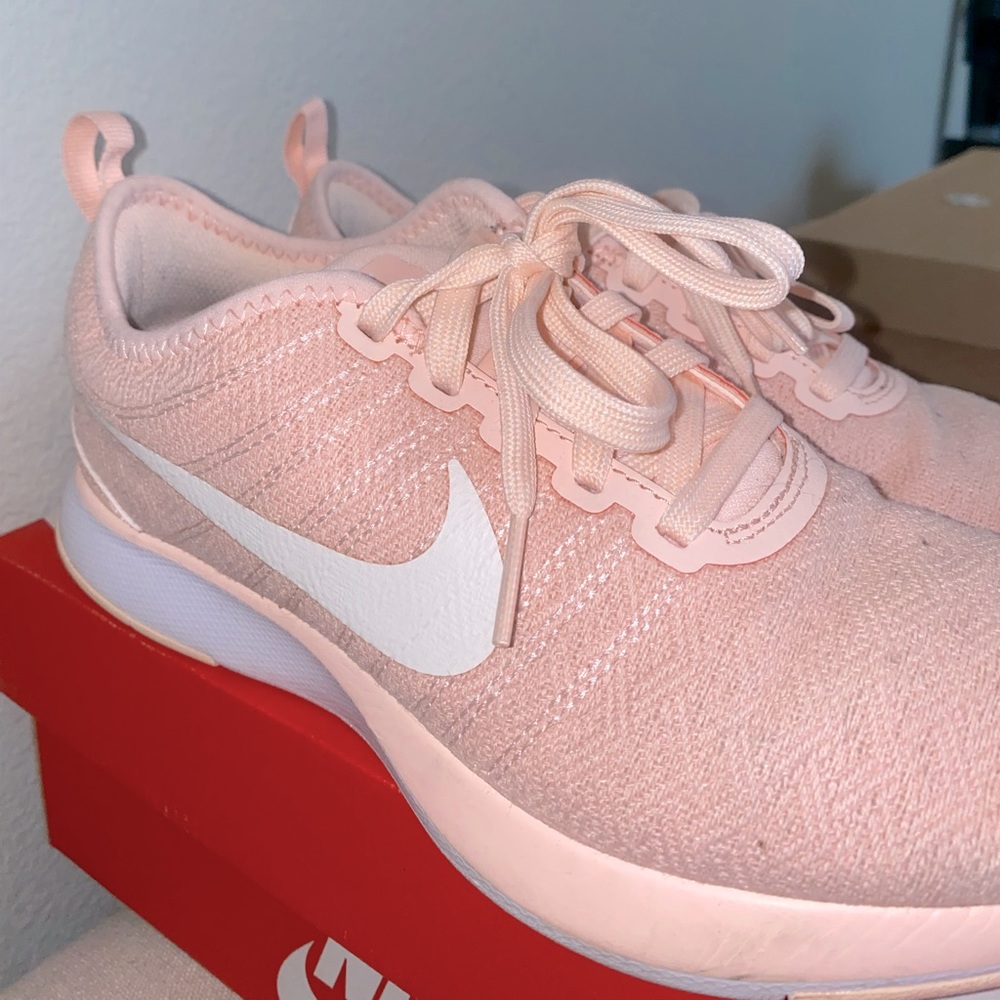 Nike Dualtone Racer Pink Sneakers